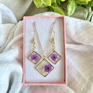 Gold Square Earrings And Necklace Gift Set With Purple And White Flowers